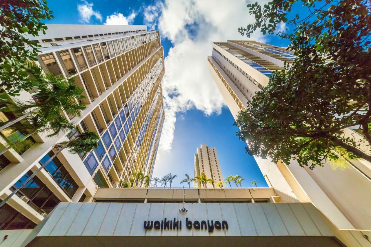 Upscale Penthouse With Ocean Views - Free Parking Apartment Honolulu Exterior foto
